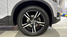 Volvo Xc40 1.5 T3 [163] R DESIGN 5dr Geartronic Petrol Estate